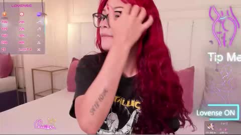 Mae Lyra online show from February 19, 9:33 pm