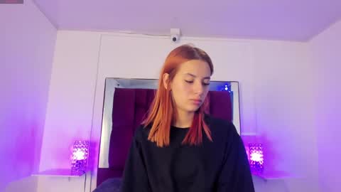 MAEE ANGELS online show from December 23, 3:29 am