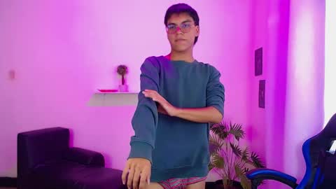 Maik online show from March 31, 9:59 pm