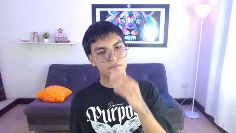 Maik online show from April 8, 9:15 pm