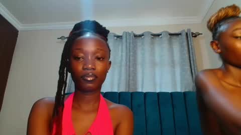 Snapshot of maeve_m chatting on January 7, 8:03 am Maeve online show from January 7, 8:03 am