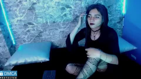 maevekuro online show from February 27, 10:31 pm