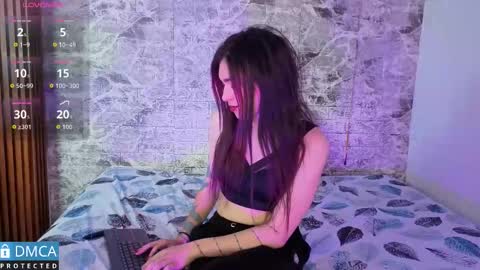 maevekuro online show from October 9, 3:37 am