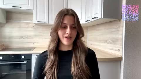 Sophie online show from April 15, 7:15 am