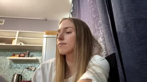 Snapshot of mafaldatefera chatting on February 20, 6:26 am Sara online show from February 20, 6:26 am