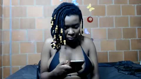 Snapshot of magaharper1 chatting on May 9, 7:19 pm magaharper1 online show from May 9, 7:19 pm
