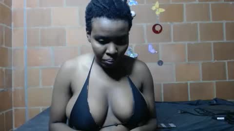 Snapshot of magaharper1 chatting on May 13, 1:47 am magaharper1 online show from May 13, 1:47 am