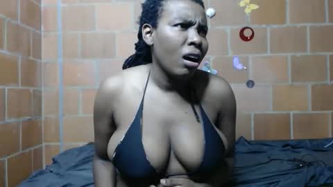 Snapshot of magaharper1 chatting on May 16, 12:07 am magaharper1 online show from May 16, 12:07 am