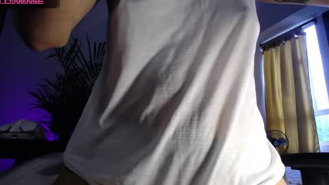 Snapshot of maggie_raver chatting on January 23, 3:54 pm maggie online show from January 23, 3:54 pm