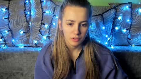 Snapshot of maggiecake chatting on January 8, 4:55 am Maggie online show from January 8, 4:55 am