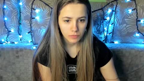 Snapshot of maggiecake chatting on February 24, 5:22 am Maggie online show from February 24, 5:22 am