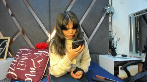 Snapshot of maggyx_69 chatting on May 15, 2:35 pm Kimy online show from May 15, 2:35 pm