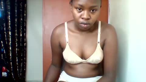 Snapshot of magic_bliss chatting on October 19, 2:07 pm Bliss online show from October 19, 2:07 pm