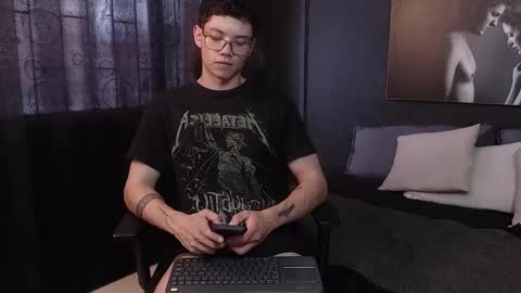 Damian Rivers online show from November 25, 9:26 pm