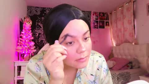 Claire online show from December 31, 10:12 pm