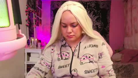 Claire online show from January 11, 2:09 am