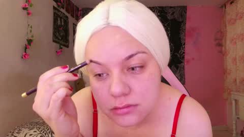 Claire online show from March 7, 11:27 pm