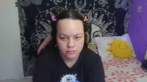 Snapshot of magic_clairewitch chatting on July 2, 11:49 am Claire online show from July 2, 11:49 am
