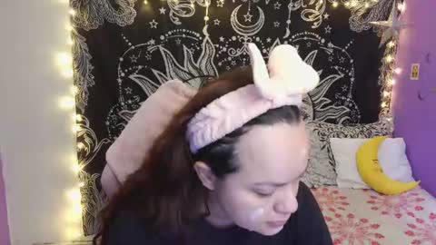 Snapshot of magic_clairewitch chatting on July 13, 11:46 am Claire online show from July 13, 11:46 am