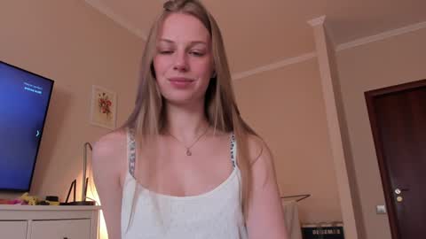 Alice  online show from March 27, 11:54 am