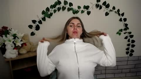 magic_katarina_ online show from October 13, 7:08 am