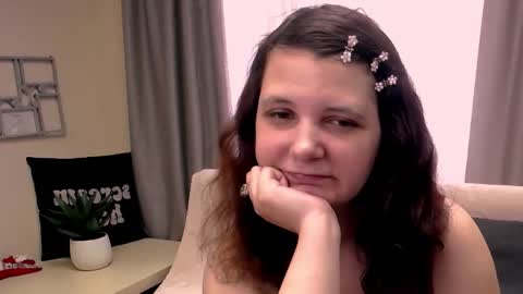 Kristy online show from May 13, 7:39 am