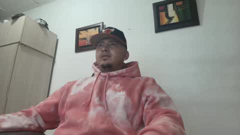 magic_milk23 online show from November 2, 1:41 am