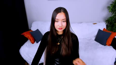 Snapshot of magic_phoenix chatting on January 3, 2:08 pm magic_phoenix online show from January 3, 2:08 pm