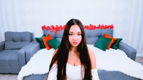 Snapshot of magic_phoenix chatting on November 17, 4:35 pm magic_phoenix online show from November 17, 4:35 pm