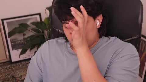 Tony Hoffa online show from April 15, 8:20 pm