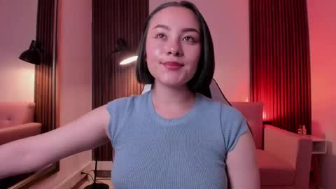 Snapshot of magic_vera chatting on June 2, 3:08 am Vera online show from June 2, 3:08 am