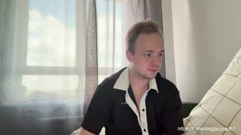 Snapshot of magicapproach chatting on June 29, 10:15 am magicapproach online show from June 29, 10:15 am