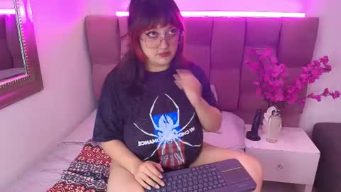 Snapshot of magick_black chatting on July 3, 12:44 pm magick_black online show from July 3, 12:44 pm