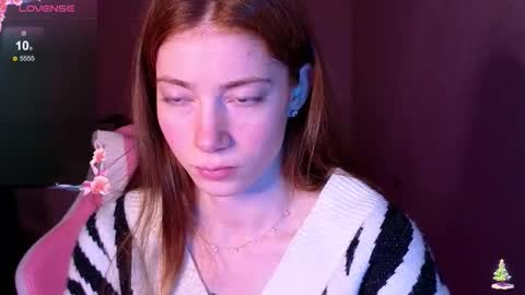 Snapshot of magicladyy chatting on May 4, 10:17 pm Angel online show from May 4, 10:17 pm