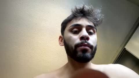 Snapshot of magicmatt230 chatting on January 10, 6:17 pm magicmatt online show from January 10, 6:17 pm