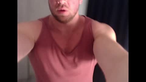 Snapshot of magicmax2017 chatting on December 6, 7:43 am magicmax2017 online show from December 6, 7:43 am