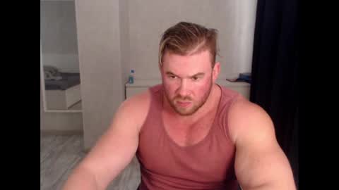 Snapshot of magicmax2017 chatting on December 11, 10:03 am magicmax2017 online show from December 11, 10:03 am