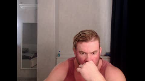 Snapshot of magicmax2017 chatting on December 12, 9:40 am magicmax2017 online show from December 12, 9:40 am