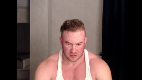 Snapshot of magicmax2017 chatting on January 23, 5:02 am magicmax2017 online show from January 23, 5:02 am