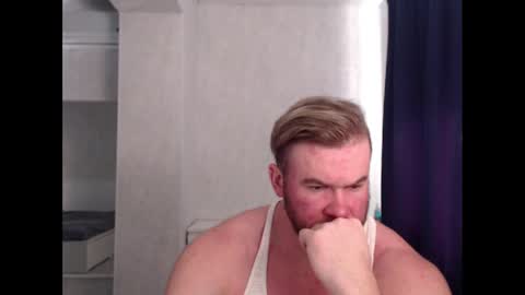 Snapshot of magicmax2017 chatting on January 31, 9:37 am magicmax2017 online show from January 31, 9:37 am