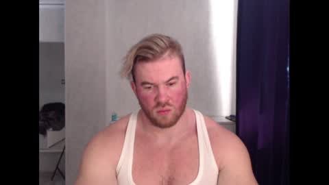 Snapshot of magicmax2017 chatting on March 7, 9:40 am magicmax2017 online show from March 7, 9:40 am