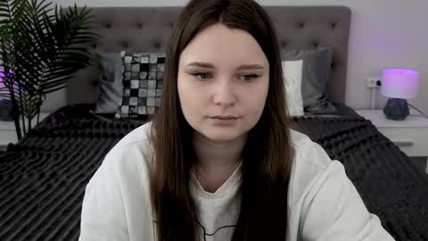 Emily online show from March 16, 7:23 am