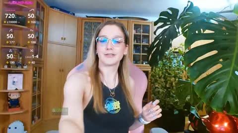 Snapshot of magicstylex chatting on March 12, 2:09 am Nicole online show from March 12, 2:09 am