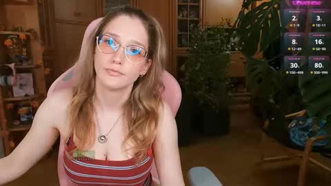 Snapshot of magicstylex chatting on November 6, 8:32 pm Nicole online show from November 6, 8:32 pm