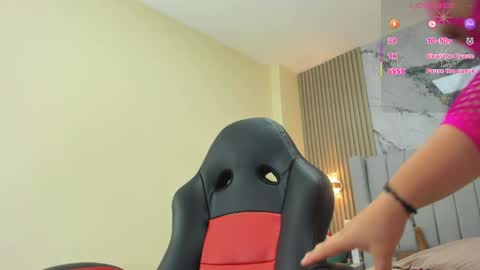 magievans1 online show from May 27, 12:13 pm