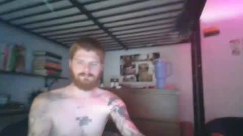 Snapshot of magnetic77slav chatting on September 25, 11:19 pm magnetic77slav online show from September 25, 11:19 pm