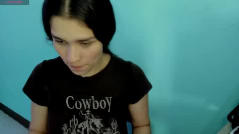 Mahiia online show from April 13, 3:17 pm