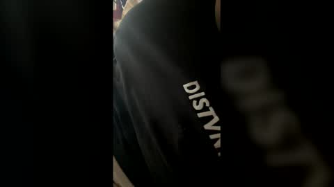 Snapshot of mahogany32 chatting on December 14, 8:13 pm Mahogany online show from December 14, 8:13 pm