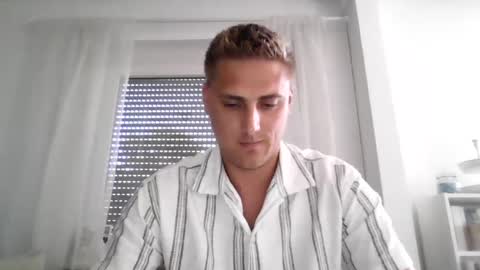 Snapshot of mahrcuhs chatting on June 29, 2:39 pm mahrcuhs online show from June 29, 2:39 pm