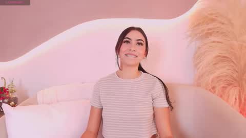 Snapshot of maia_lia_ chatting on December 13, 9:31 pm MAIA LIA online show from December 13, 9:31 pm